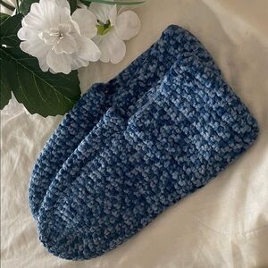 NWOT: Hand Knit Slippers - Blue  🧦 Unisex • New